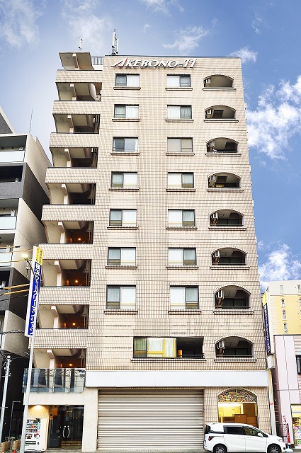 No.1 Bandobashi Apartment